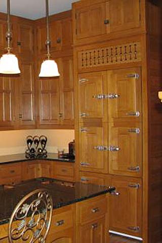 Custom Kitchen Cabinets